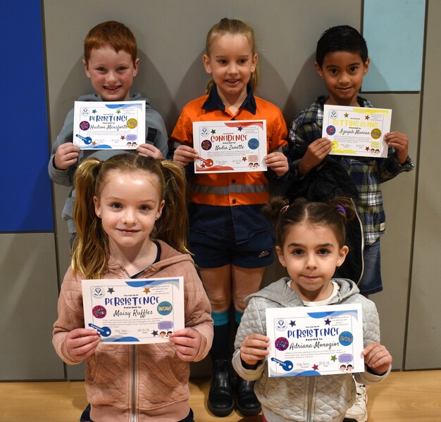 Year 1 Gunn - Hudson, Nadia, Izayah, Maisy, Adriana
